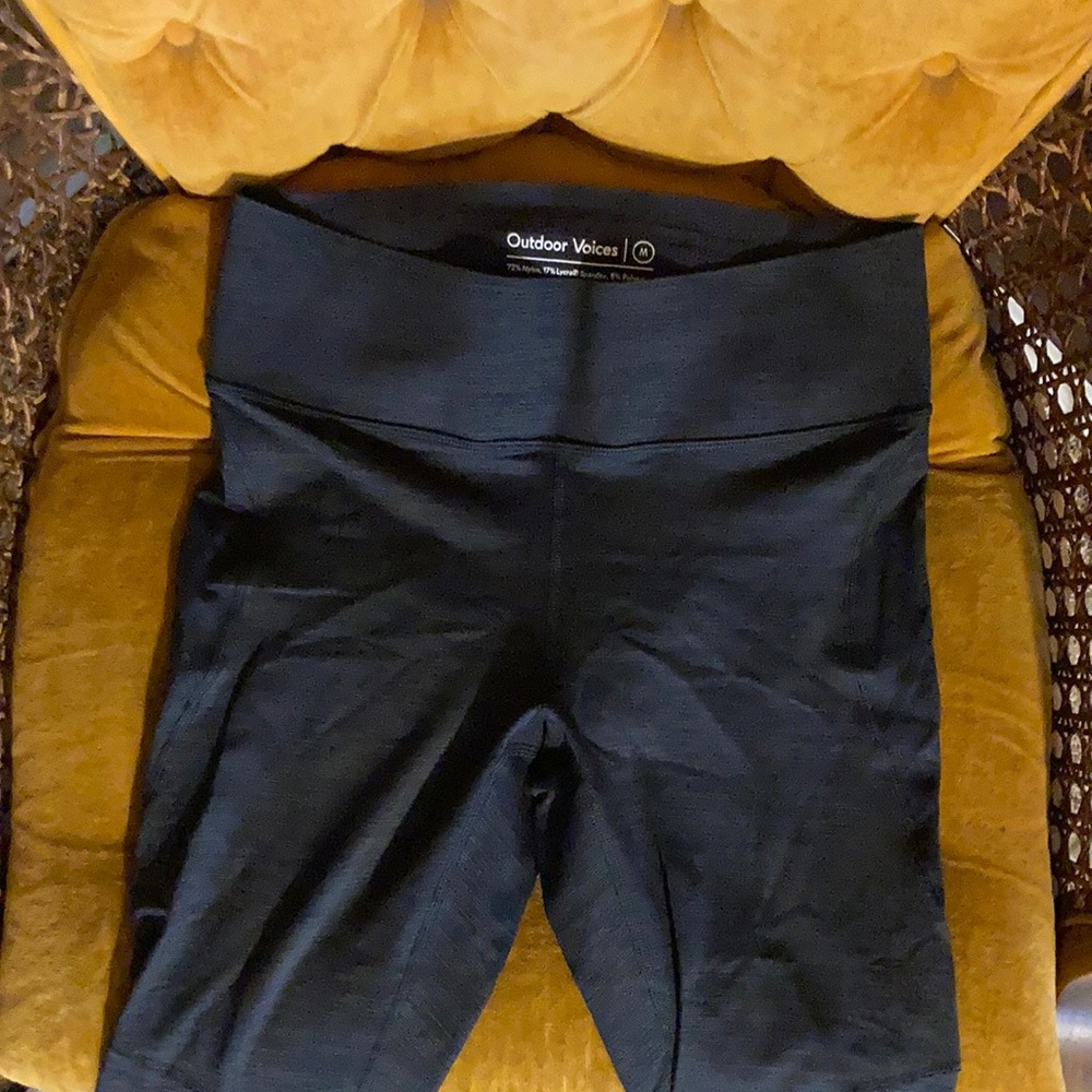 Outdoor Voices 3/4 🧘🏿‍♀️ + 🏃🏽‍♀️ Med Leggings